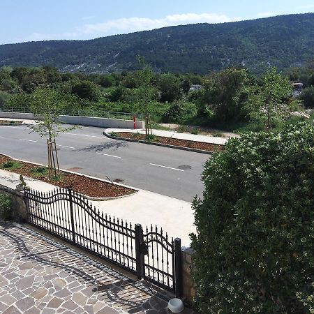 Apartments Rea Cres Bagian luar foto