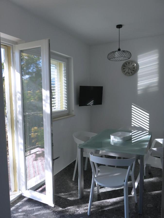 Apartments Rea Cres Bagian luar foto