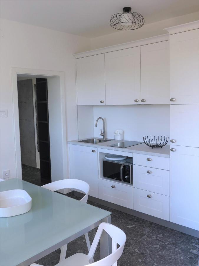 Apartments Rea Cres Bagian luar foto