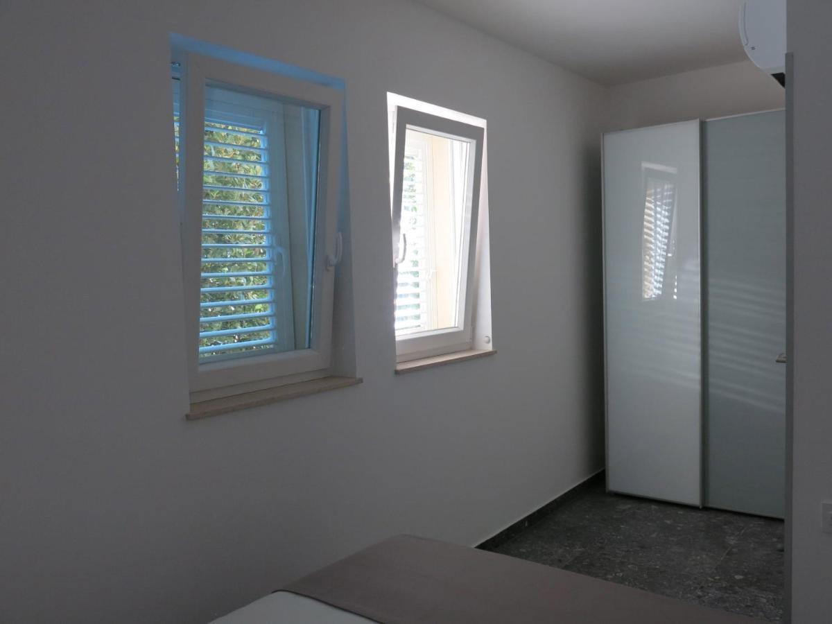 Apartments Rea Cres Bagian luar foto