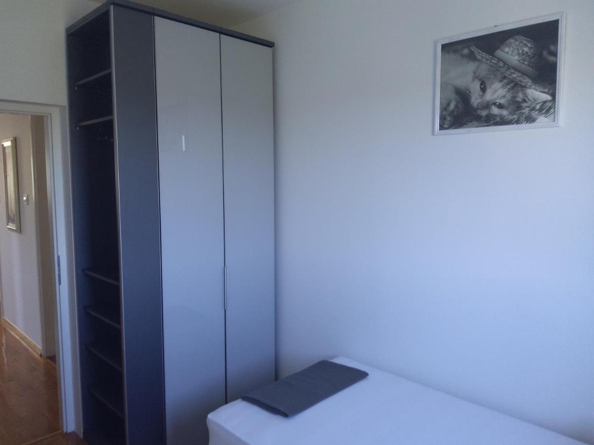 Apartments Rea Cres Bagian luar foto