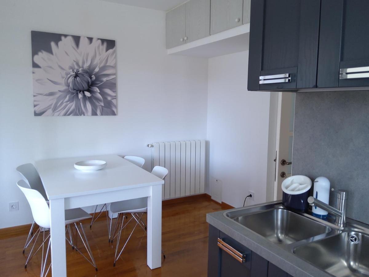 Apartments Rea Cres Bagian luar foto