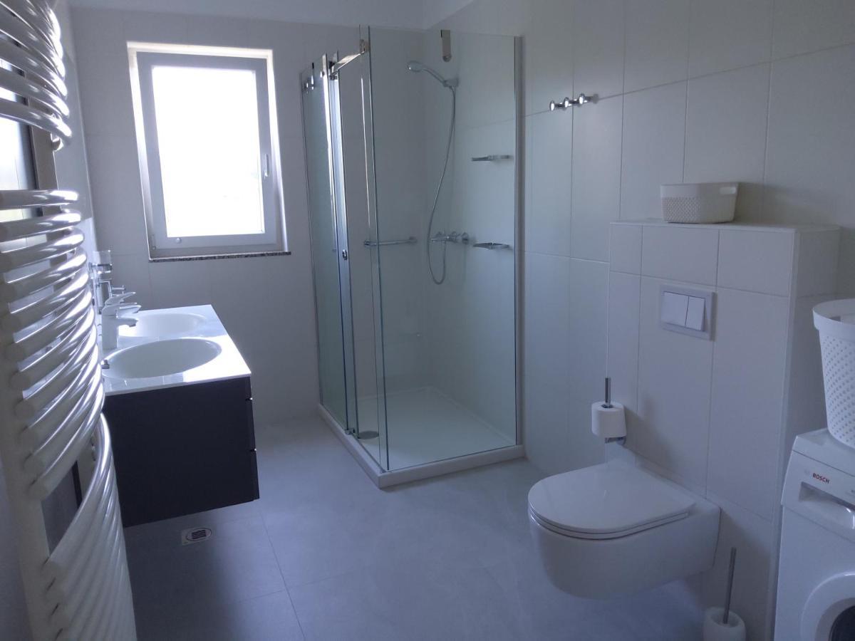 Apartments Rea Cres Bagian luar foto